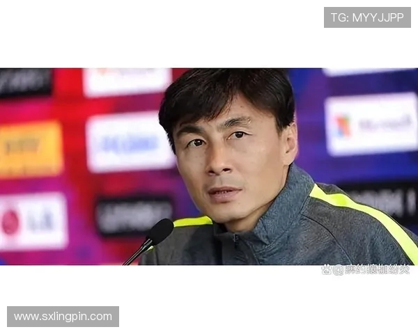 李玮锋:从足球场上的硬汉到足球文化推广的先锋人物 李玮锋:从足球场上的硬汉到足球文化推广的先锋人物