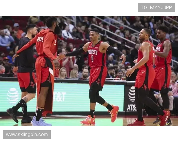 波士顿凯尔特人全力出击迎战劲敌 力争胜利再创辉煌 波士顿凯尔特人全力出击迎战劲敌 力争胜利再创辉煌