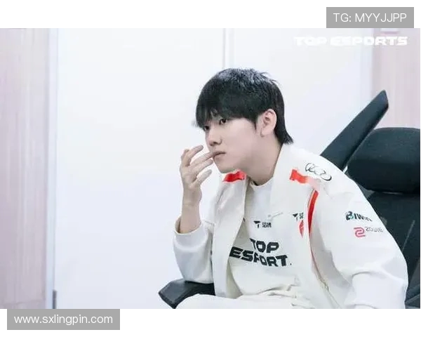 LNG战队在大师赛积分榜上以75分稳居第一位置,展现强劲实力 LNG战队在大师赛积分榜上以75分稳居第一位置,展现强劲实力