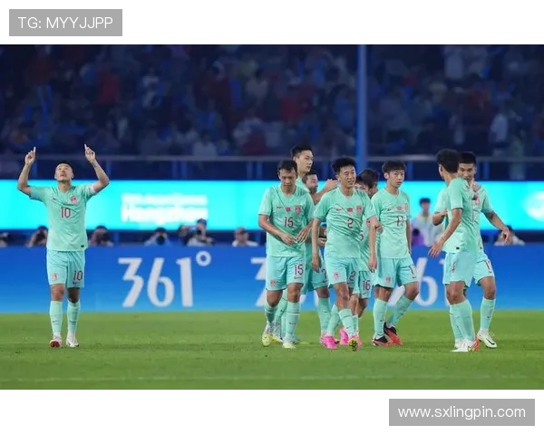 杭州亚运会足球赛点评：本土球队的比赛经验与表现分析