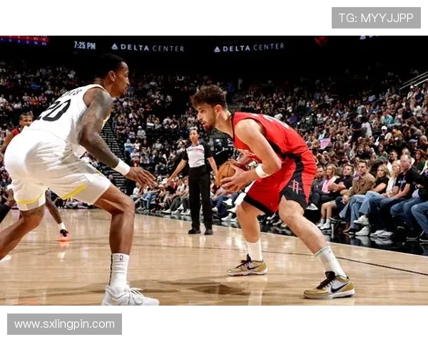 12月8日爵士对火箭精彩全场录像回放及赛后精彩瞬间分析